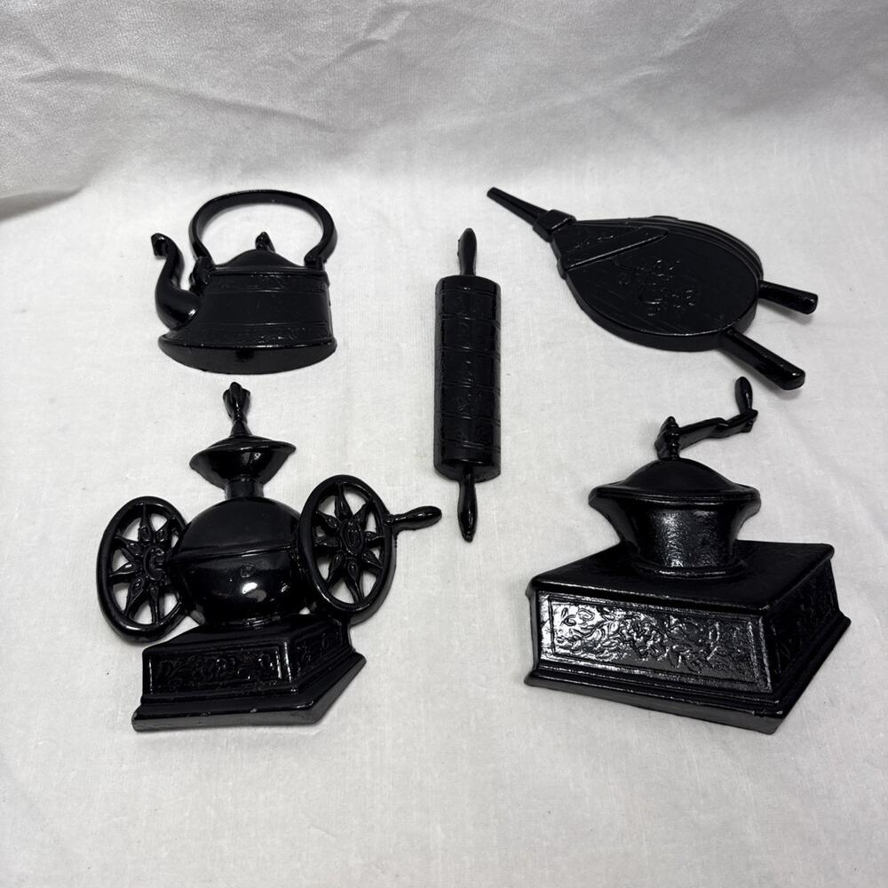 1960's MCM Lot of 6 Vintage Sexton Cast Metal Wall Hangers Early American